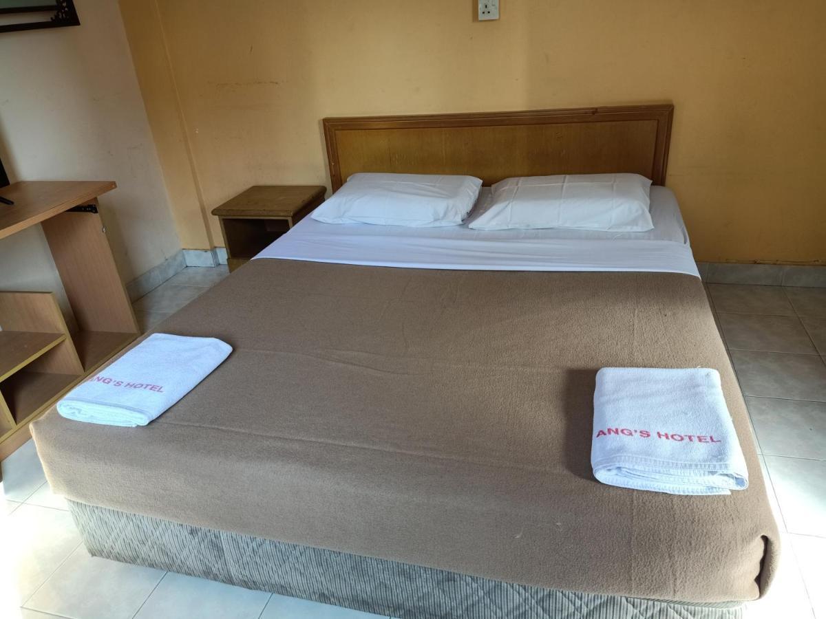 Ang'S Hotel Kota Kinabalu Extérieur photo